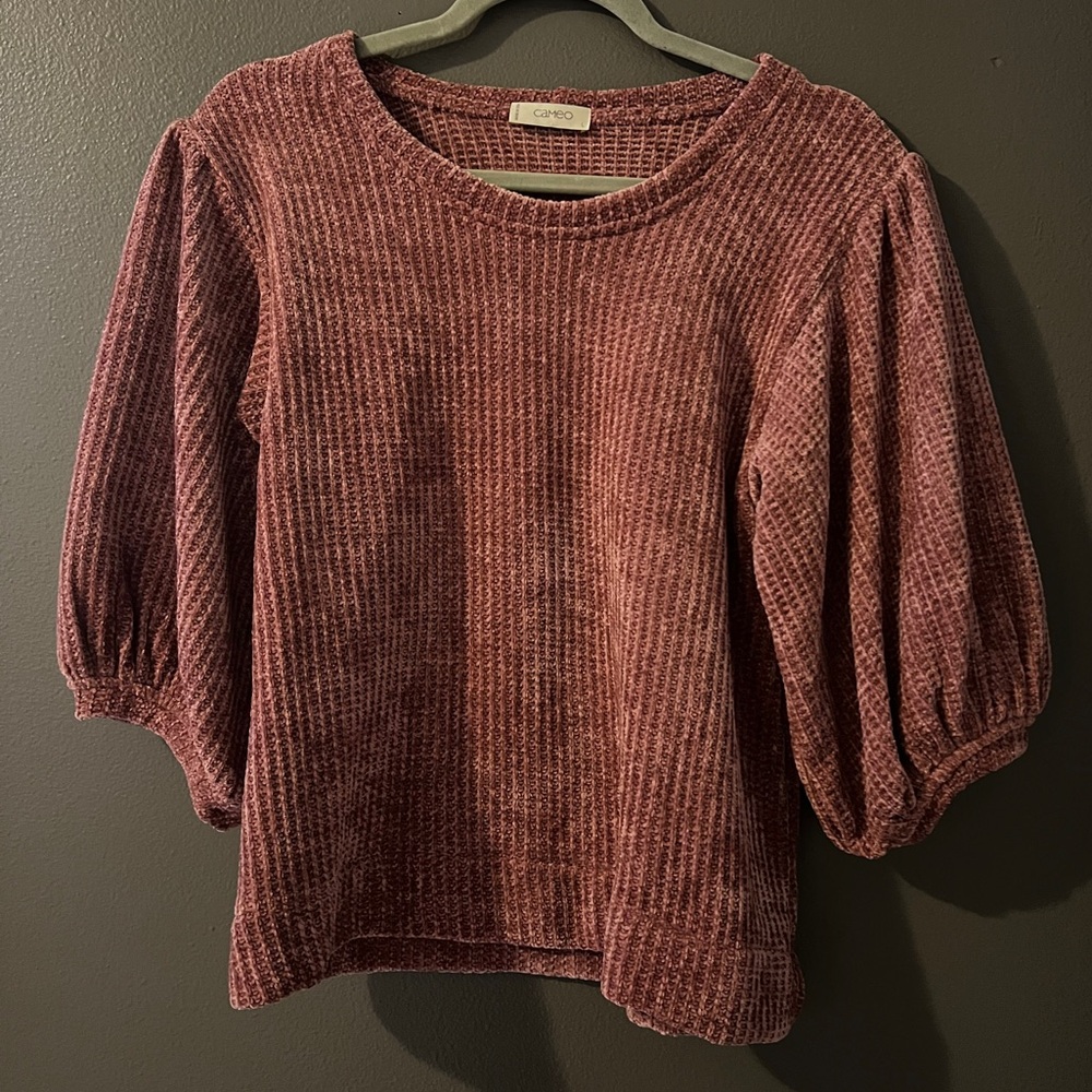 Cameo Textured Blouse in Deep Rose size L